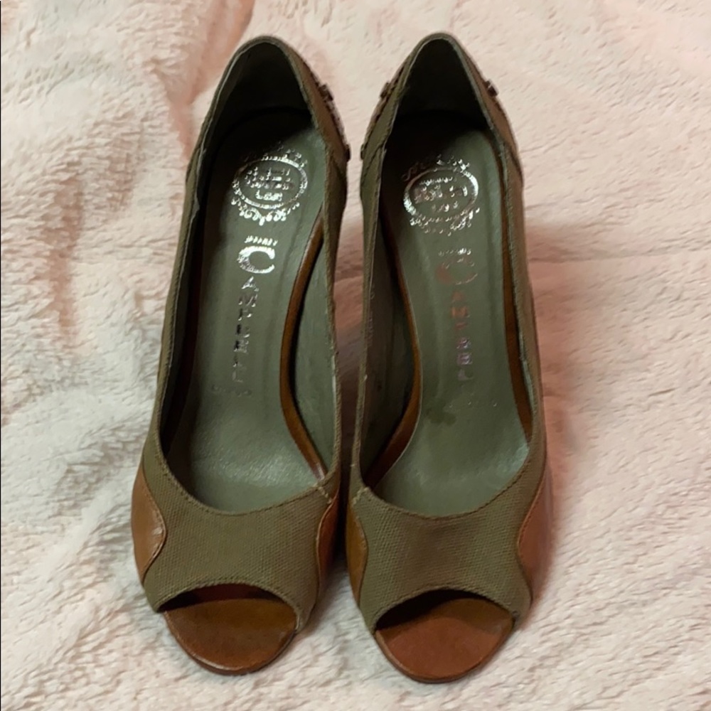 Campbell Heels